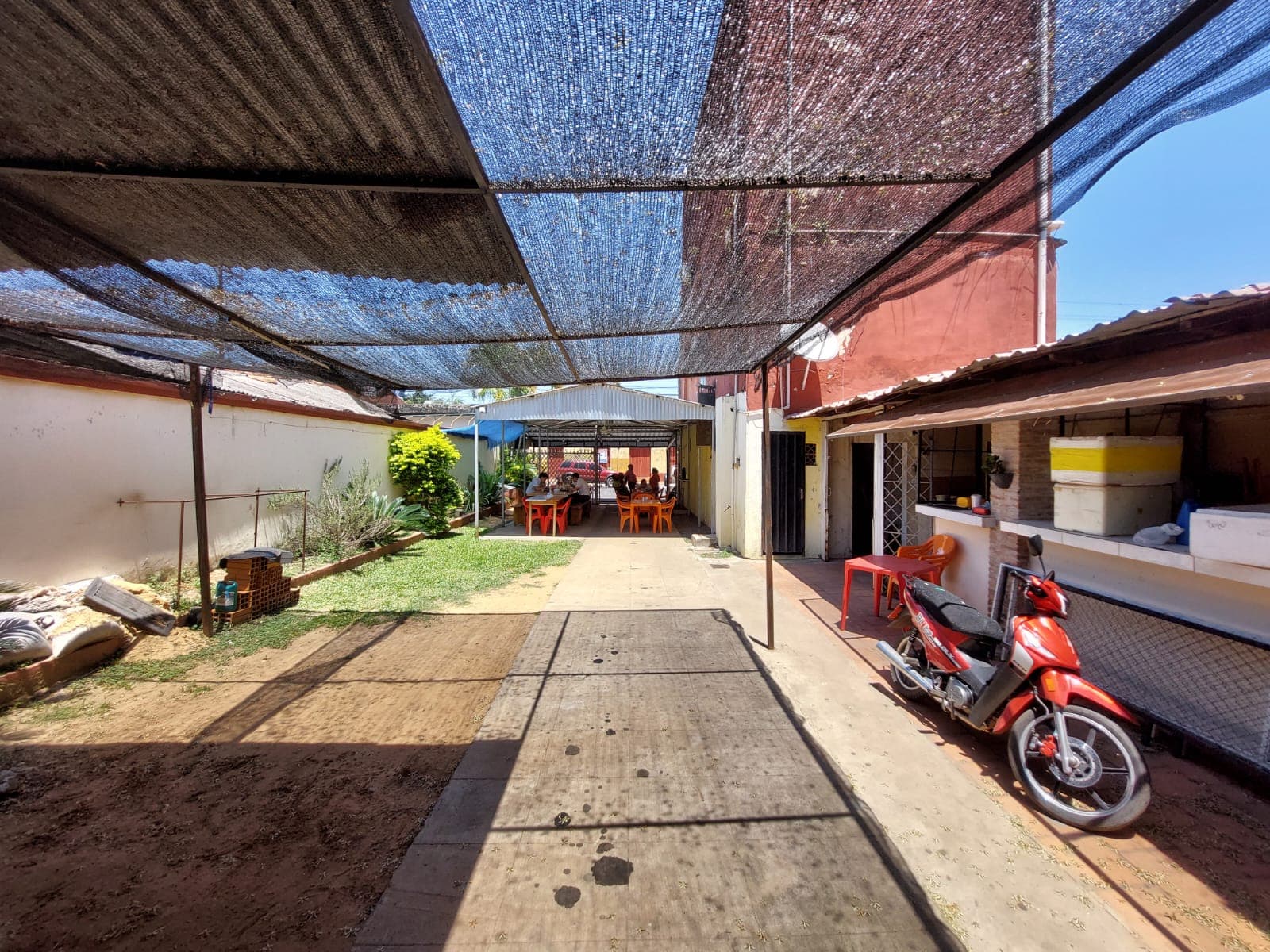 VENDO EDIFICIO DE DEPARTAMENTO Y LOCAL COMERCIAL EN VILLETA‼️ C-1041 – 2