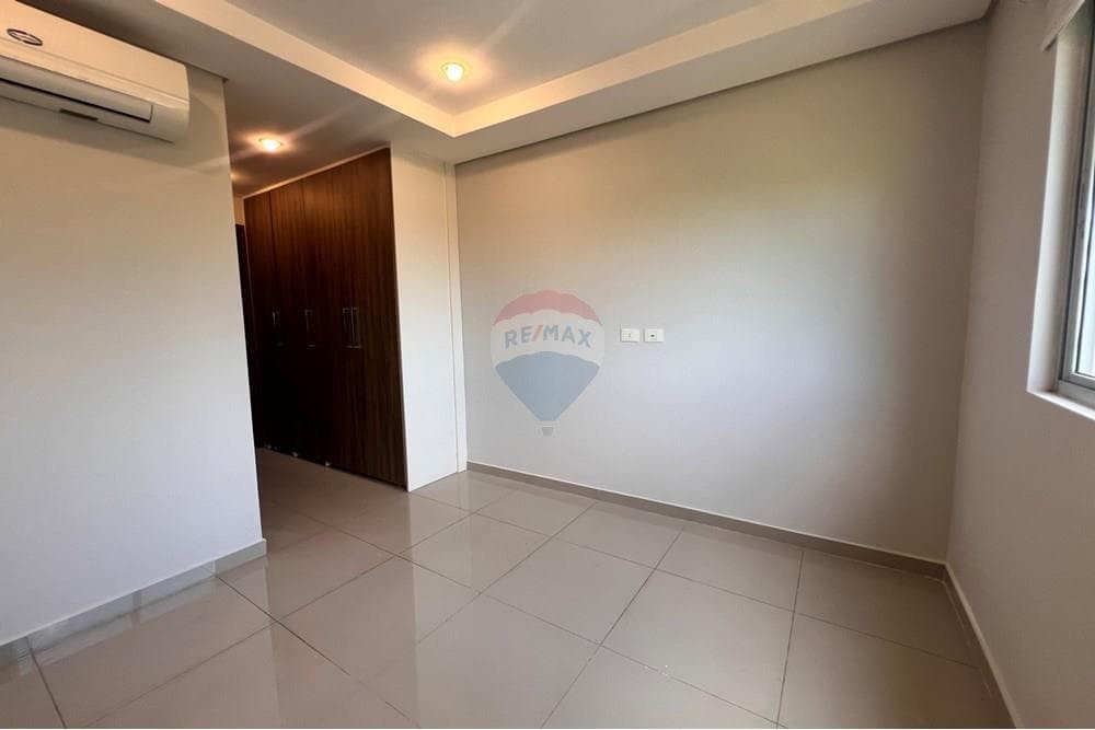 HERMOSO DPTO EN AUSTEN PLAZA CON 2 COCHERAS – 2