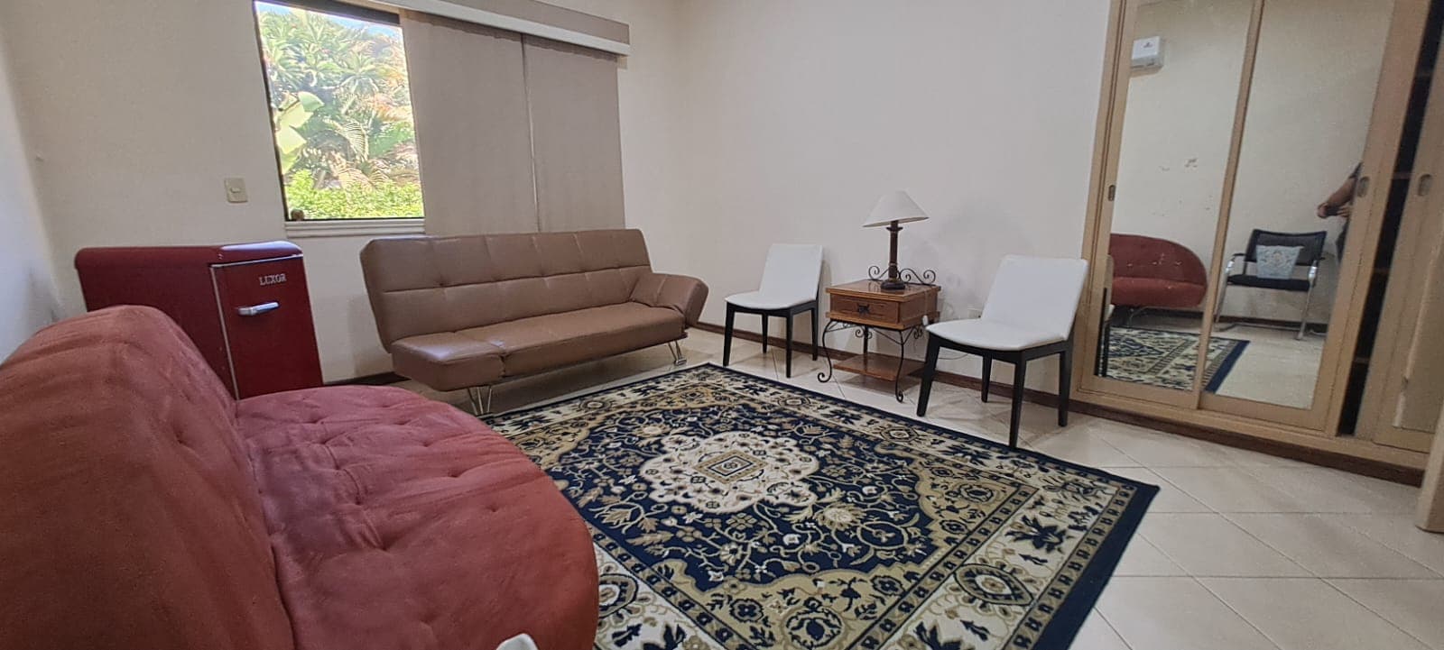 ALQUILO AMPLIA RESIDENCIA AMOBLADO EN BARRIO CERRADO EN B° MCAL ESTIGARRIBIA – 3