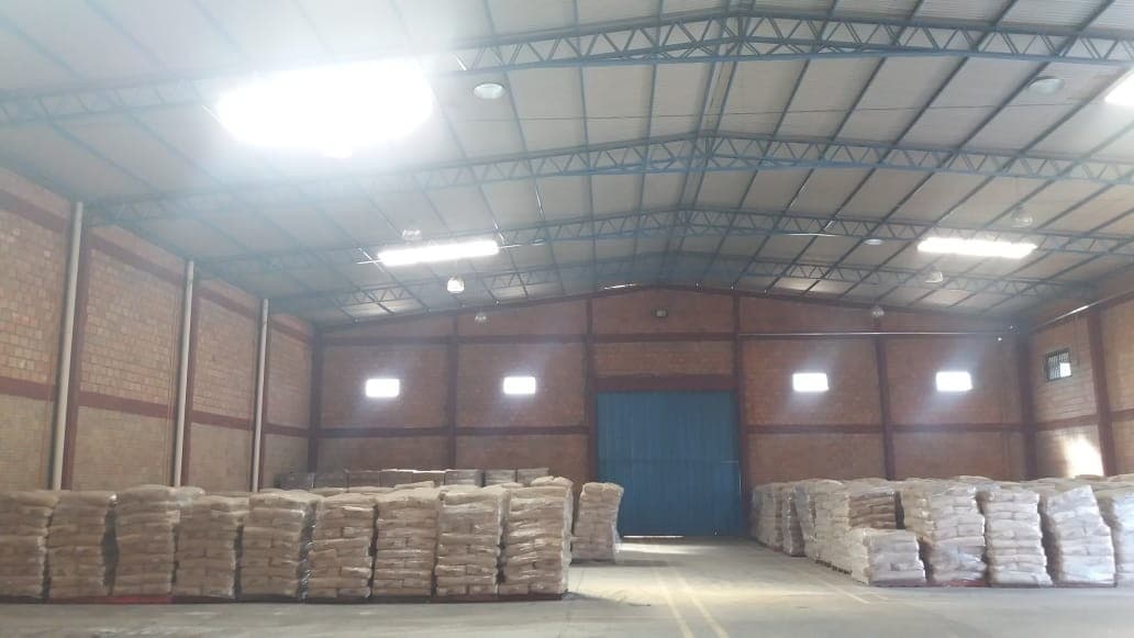 ALQUILO COMPLEJO DE 3.370 M2 DE DEPOSITOS EN LUQUE‼️ C-1010 – 2