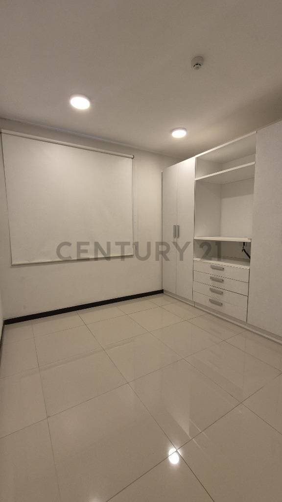 Alquilo dpto en Barrio Herrera de dos Habitaciones – 2