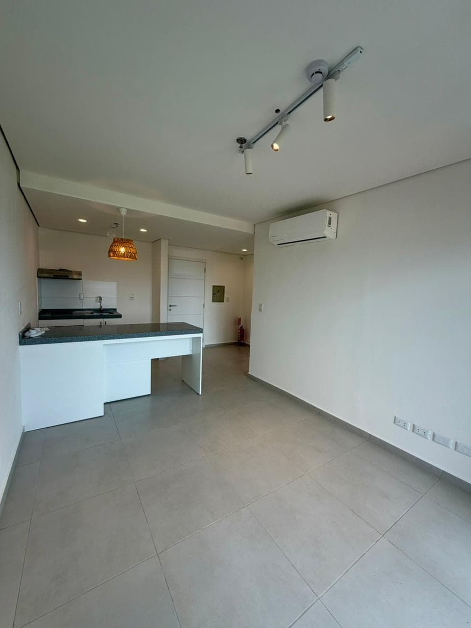 ALQUILO DEPARTAMENTO DE 1 DORMITORIO ZONA MOLAS LOPEZ – 3