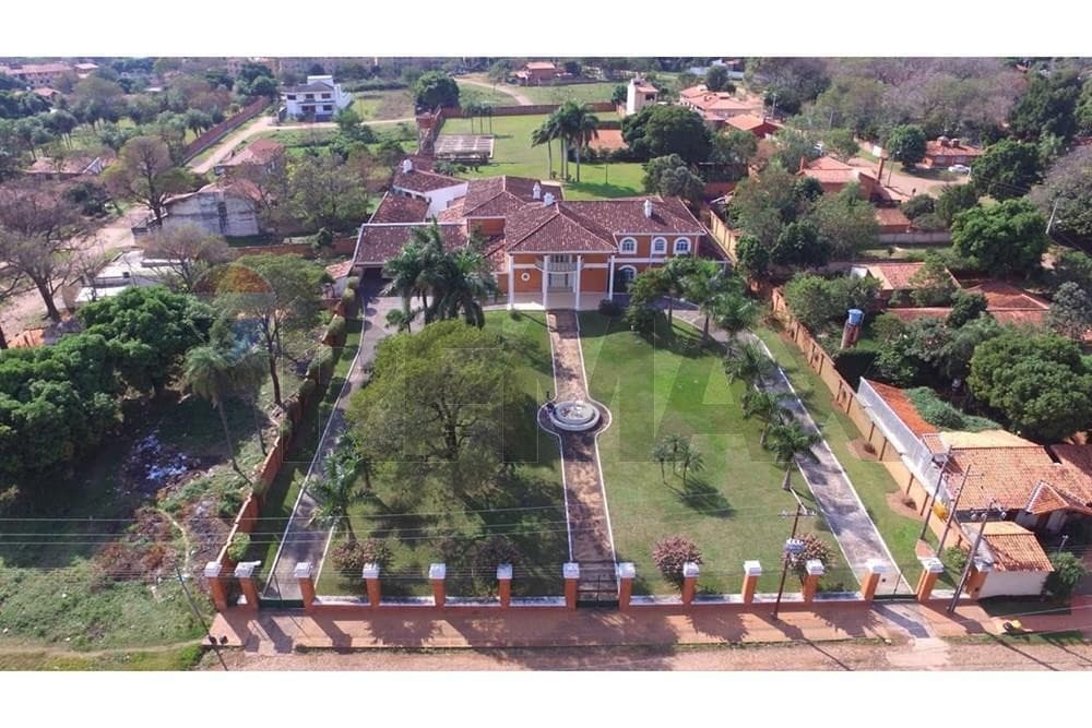 VENDO Residencia de Lujo en Fernando De La Mora – 2