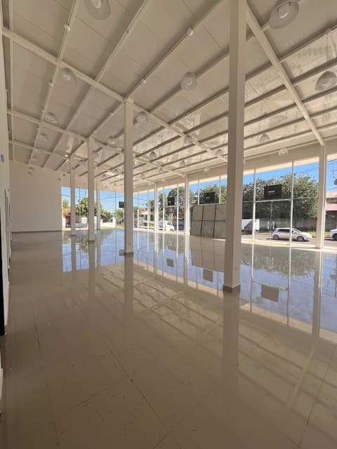 Alquiler de Salones Comerciales a estrenar!