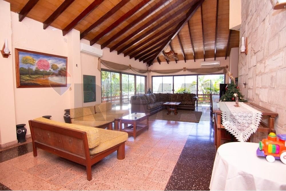 Vendo Casa en Venta Acceso Sur. Villa Elisa – 3