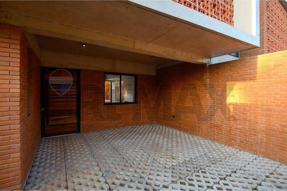 Vendo Duplex Estilo Industrial -Loma Merlo J.A. – 3