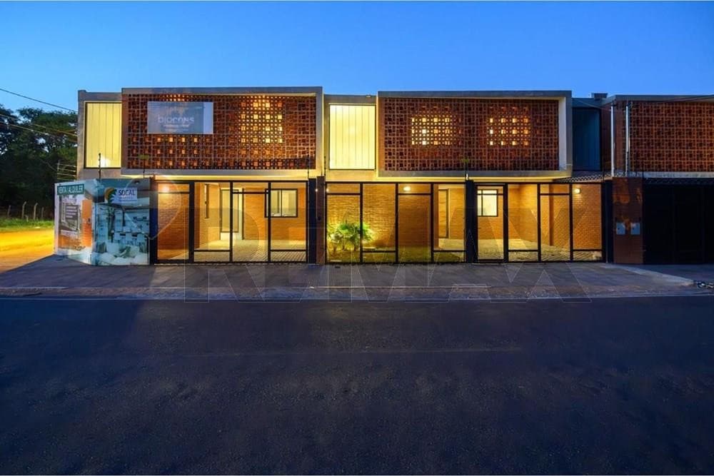 Vendo Duplex Estilo Industrial -Loma Merlo J.A.