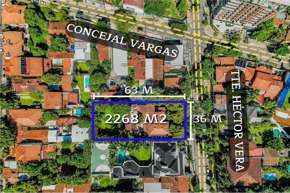 VENDO Terreno de 2.268 m2 sobre la calle Tte. Vera del barrio Ykua Sati