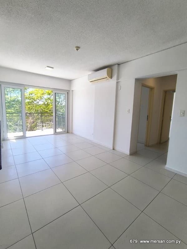 VENTA DEPARTAMENTO 2 DORM. C/ COCH. Bº SAN VICENTE Z/ COL. COREANO (CÓD. 679) – 2