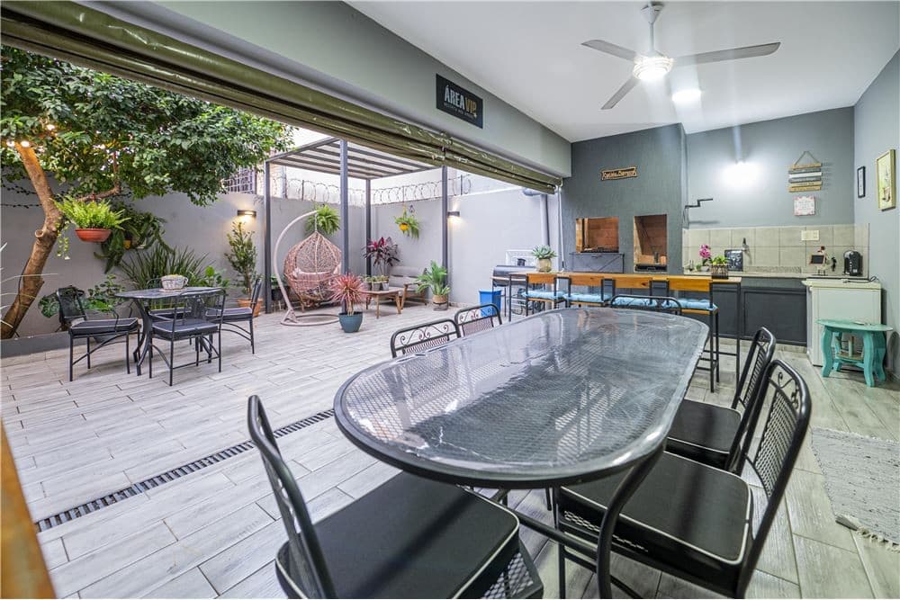 VENDO duplex en el Barrio Residencial de Villa Aurelia