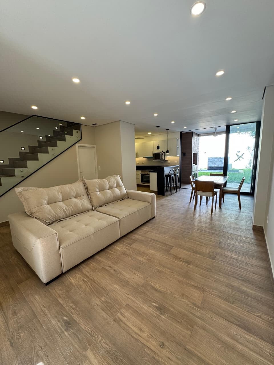 En Venta Duplex a Estrenar en Villa Aurelia - 3 dormitorios + escritorio