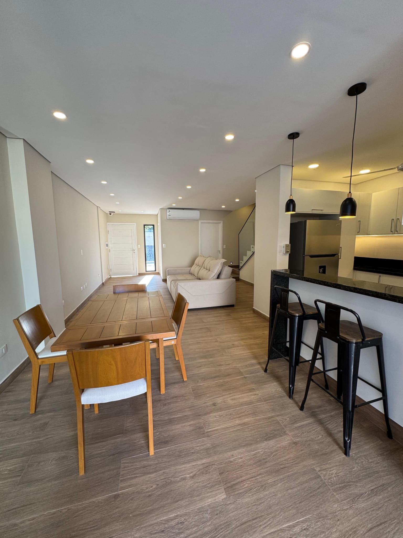 En Venta Duplex a Estrenar en Villa Aurelia - 3 dormitorios + escritorio – 3