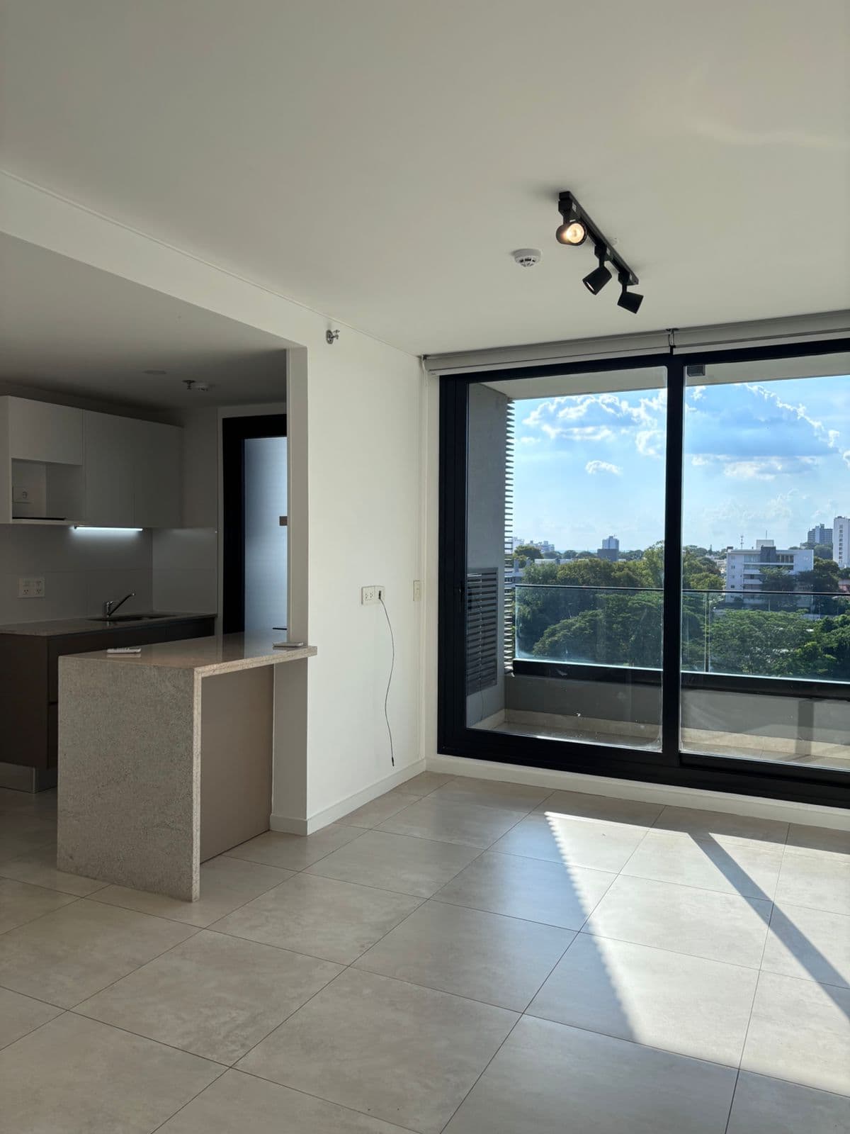 ALQUILO DEPARTAMENTO DE 1 DORMITORIO EDIFICIO FEEL