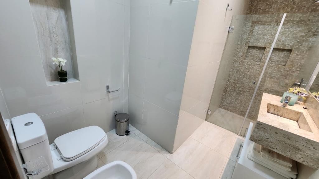 Alquilo Departamento Amoblado de 2 habitaciones en suite. COD 035 – 3