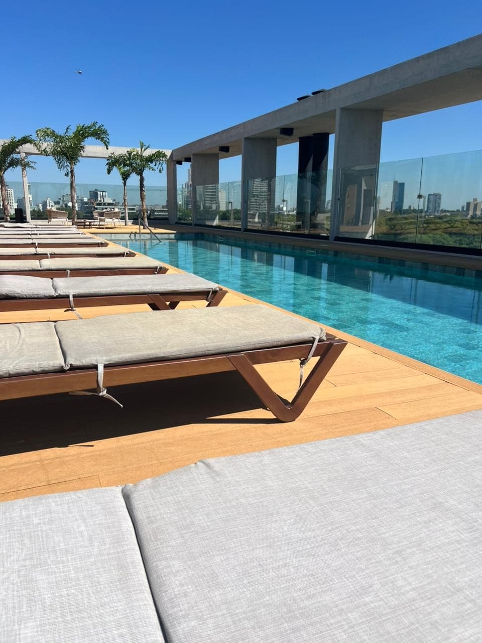 Exclusivo Departamento en Venta en Alzara Plaza: Terraza Panorámica, Gimnasio y Vistas Impactantes