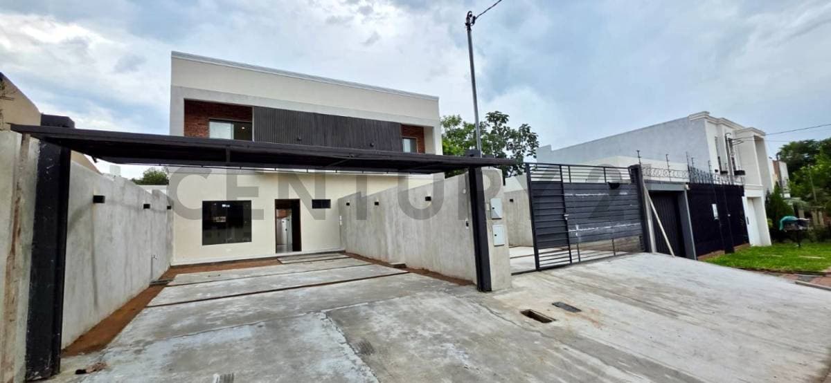 Exclusivo Dúplex en Venta en Lambaré: Lujo y Confort en Cada Detalle – 2
