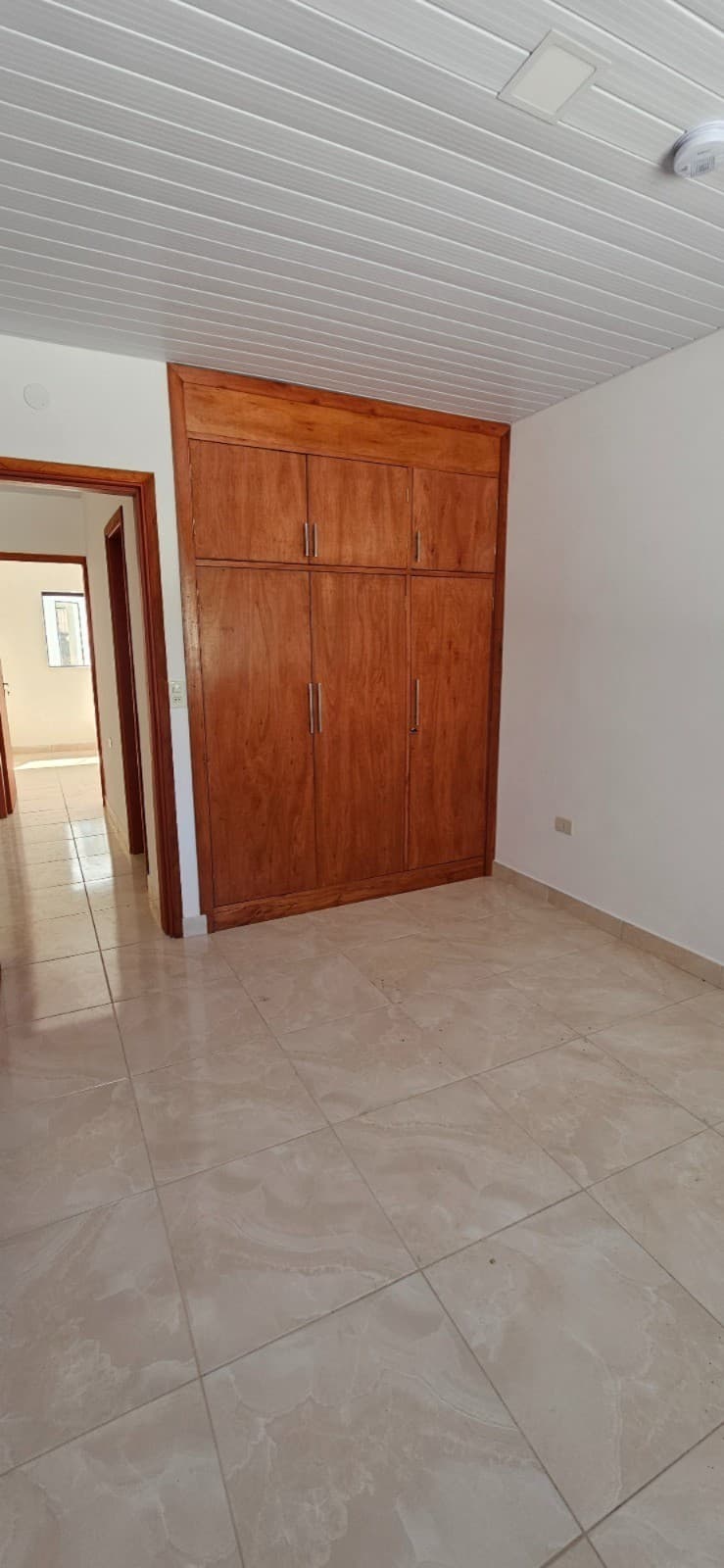 DEPARTAMENTO EN ALQUILER EN LUQUE - VILLA ADELA – 2