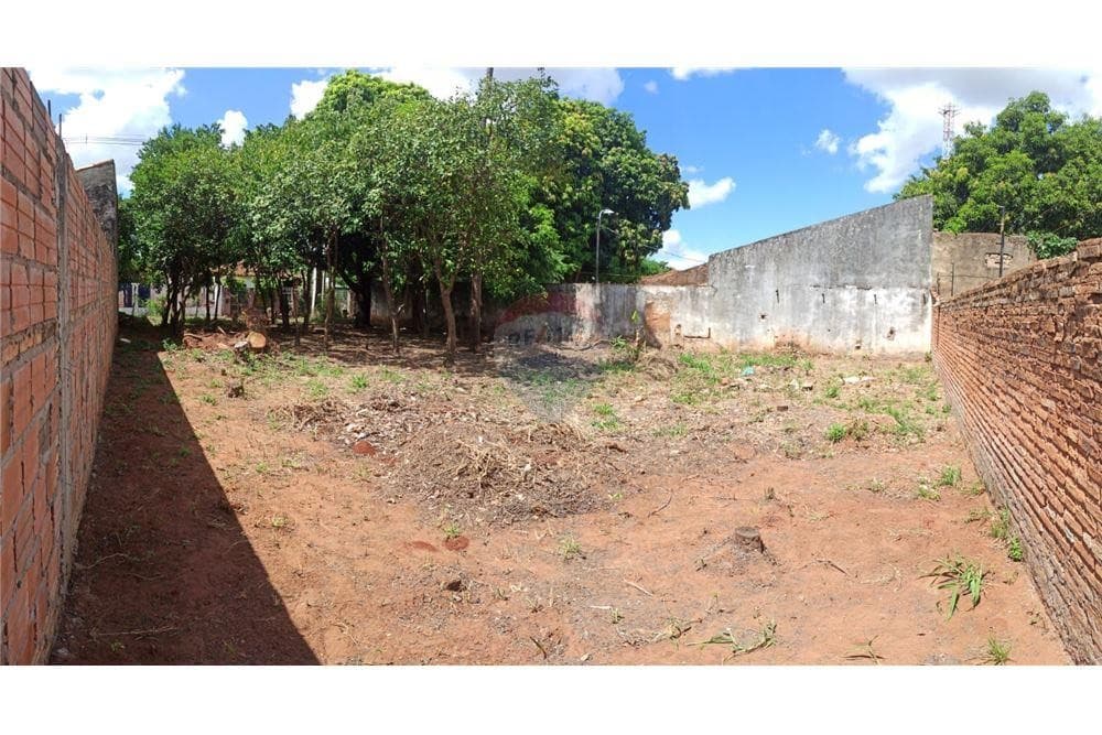 VENDO TERRENO SOBRE ASFALTO EN SAN LORENZO – 2