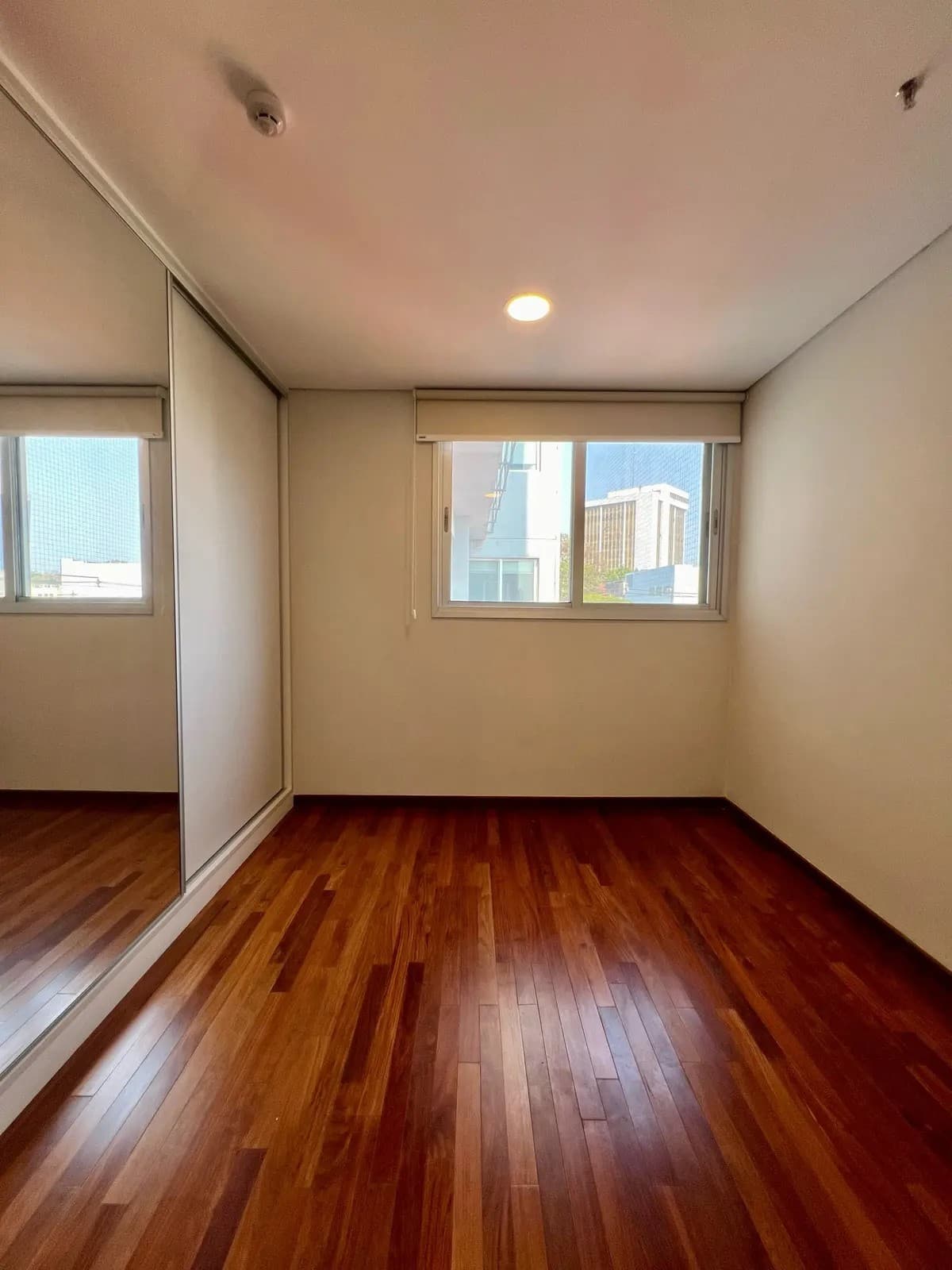 Vendo amplio departamento residencial de 3 dormitorios en Barrio Herrera – 3