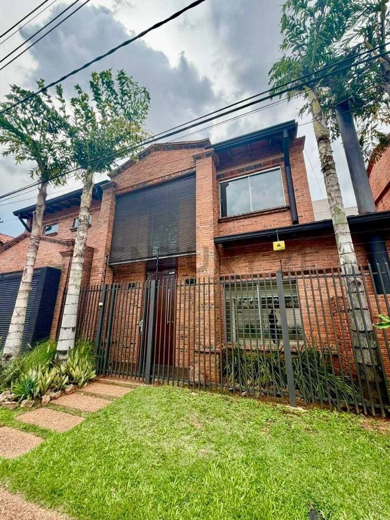 ALQUILO DUPLEX EN EL BARRIO YCUA SATI