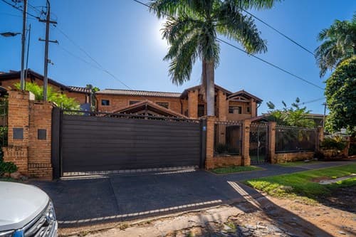 Casa-Alquiler-Narciso Colman c/ Cecilio da Silva Lovera, Las Lomas (Carmelitas), Asunción