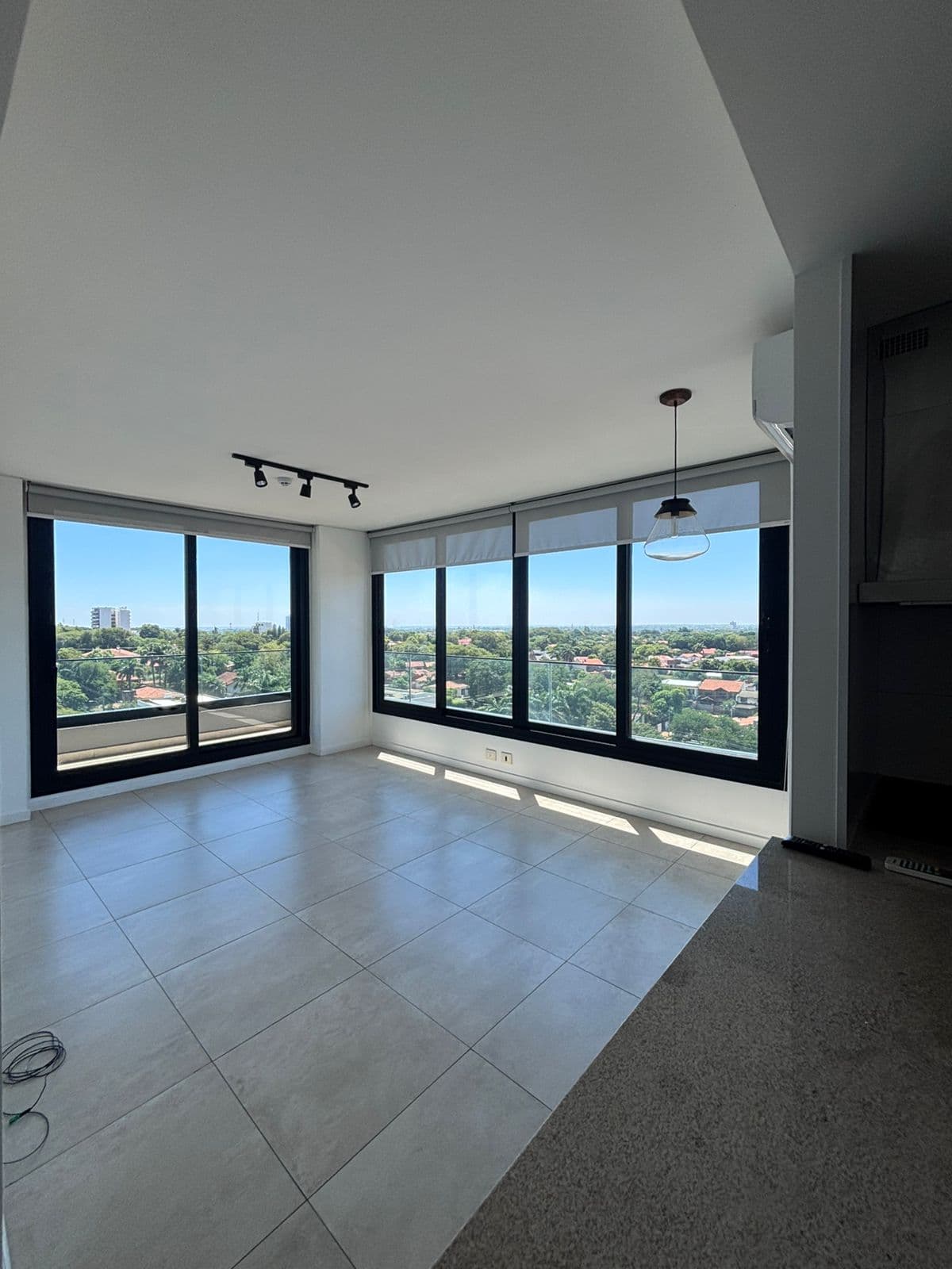 ALQUILO DEPARTAMENTO DE 2 DORMITORIOS EDIFICIO FEEL ASUNCION - Piso 9