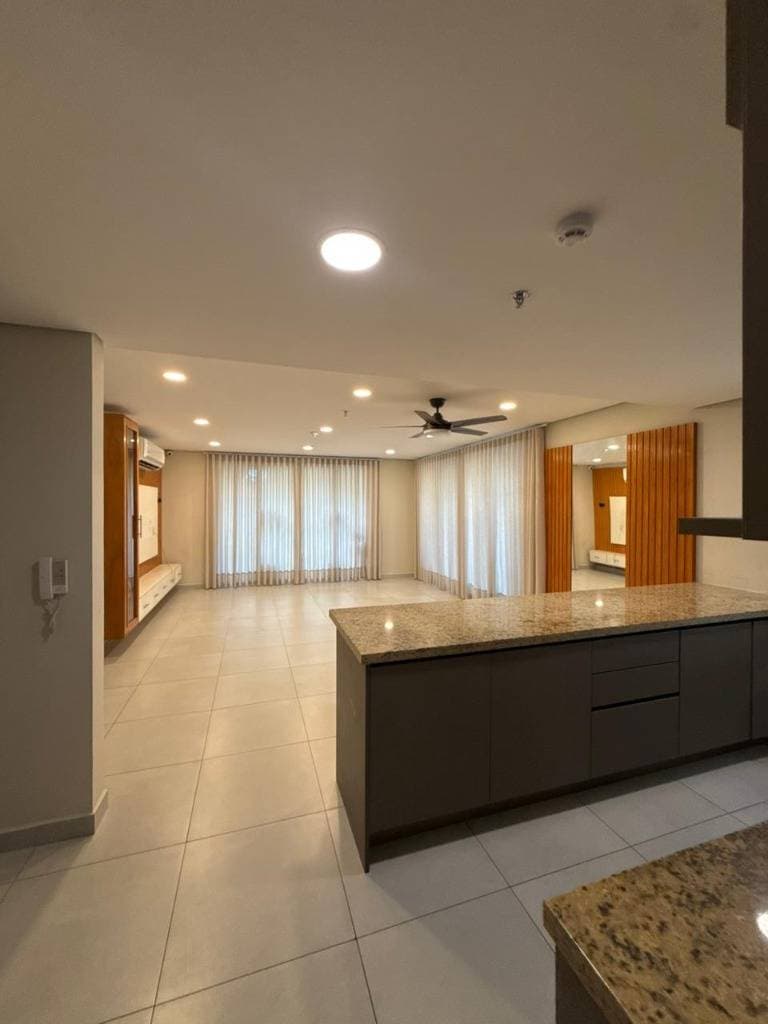 En Venta Departamento semi amoblado de 3 dormitorios más área de servicio Edificio Tierra Alta Hassler – 3