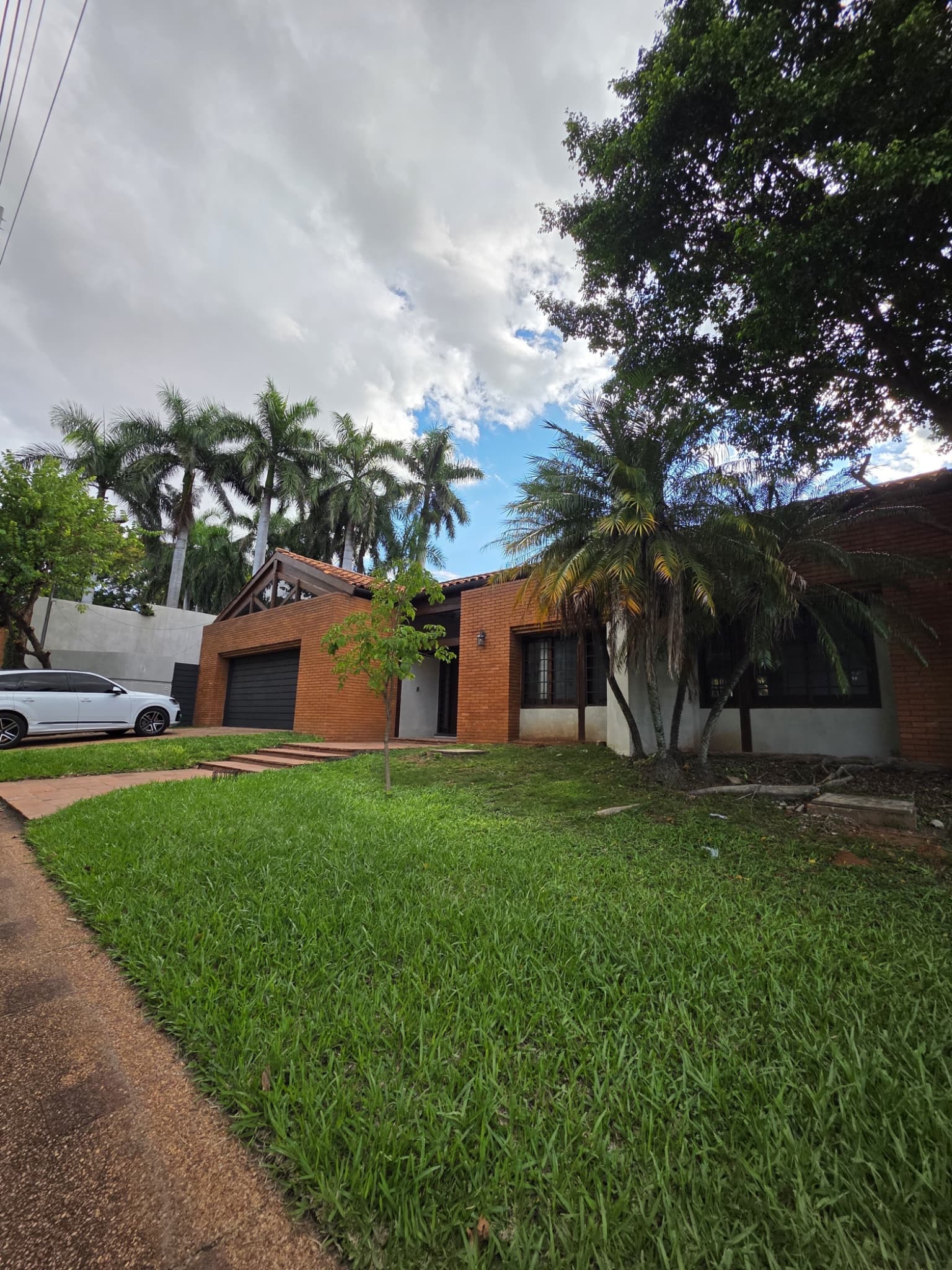 Propiedad Comercial en Alquiler: Ideal para Clínica o Spa de Lujo – 2