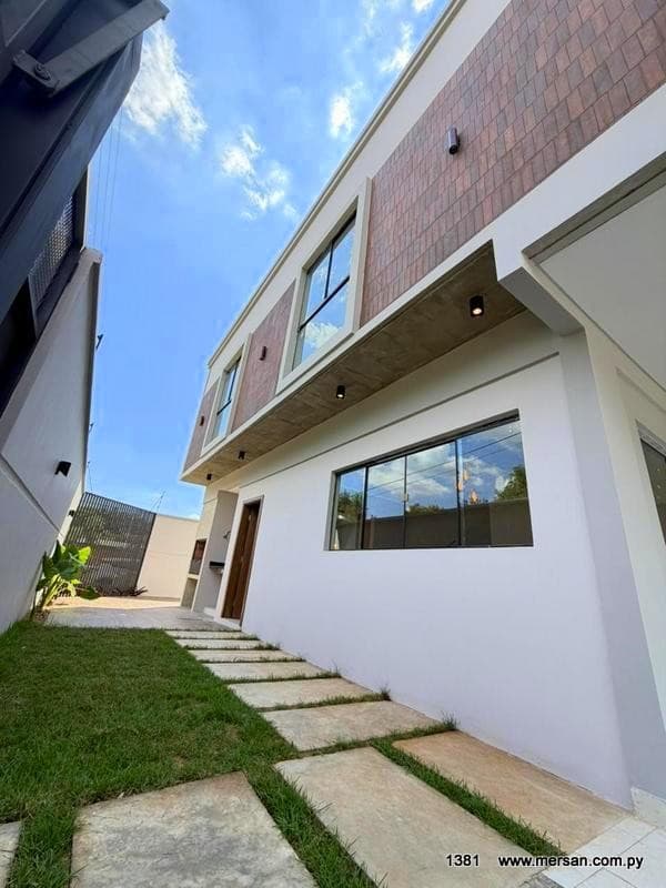 DÚPLEX A ESTRENAR 3 DORM. VILLA ADELA, LUQUE (CÓD. 1381) – 2