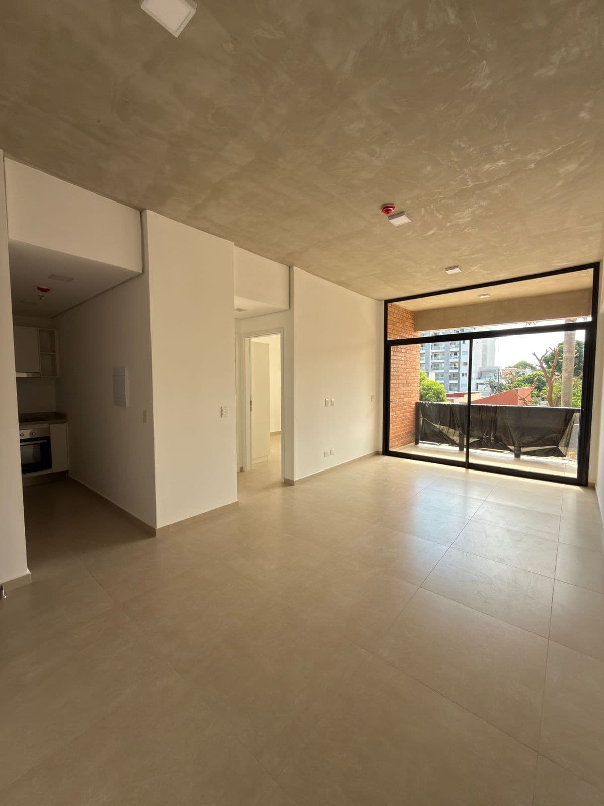 En Alquiler Departamento 1 Dormitorio a estrenar. Barrio Mariscal Estigarribia. A 8 cuadras de Casa Rica Los Laureles – 2