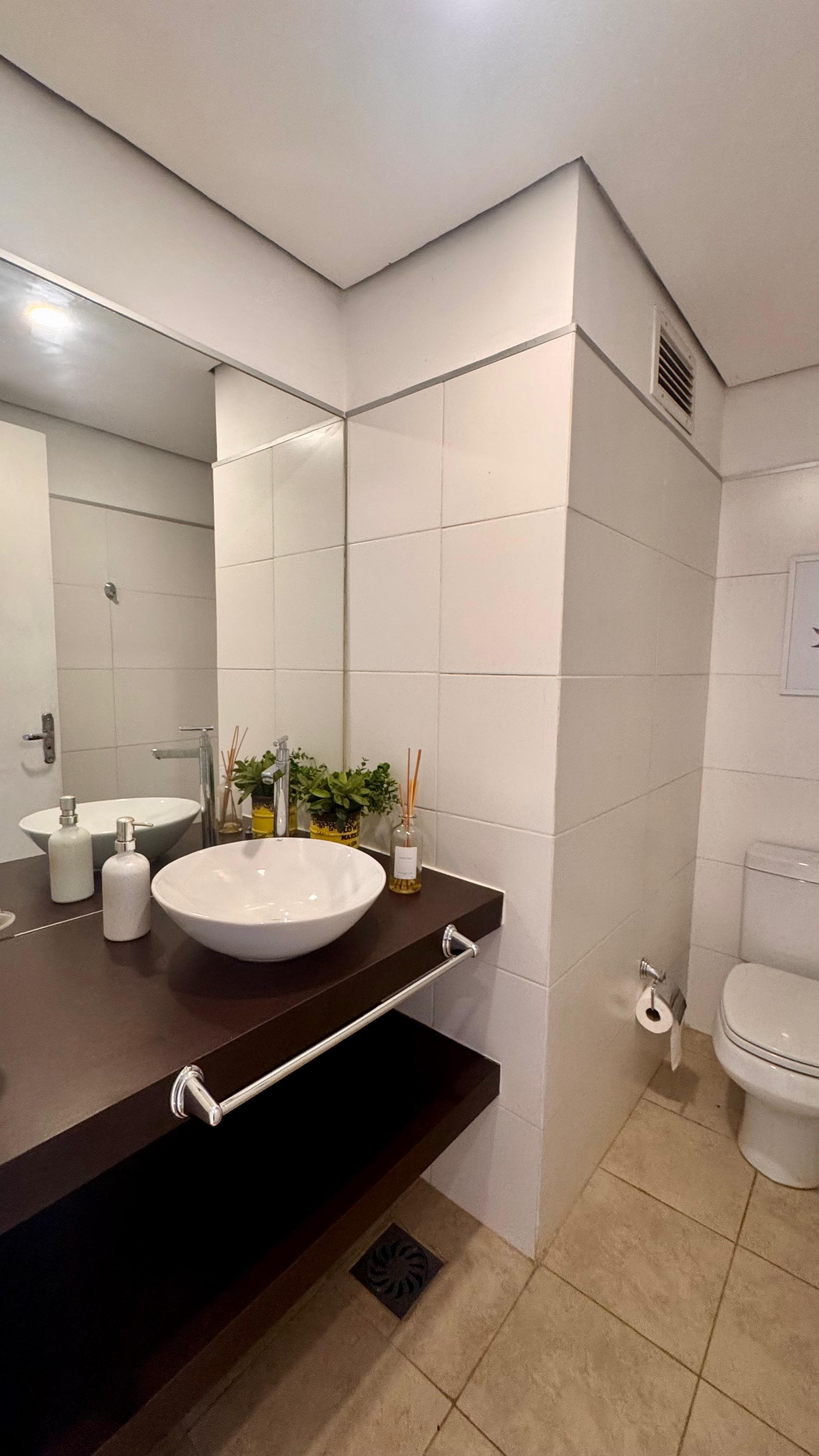 AMPLIO DPTO DE 3 HABITACIONES (260 m2) con o sin muebles, sobre molas Lopez – 3