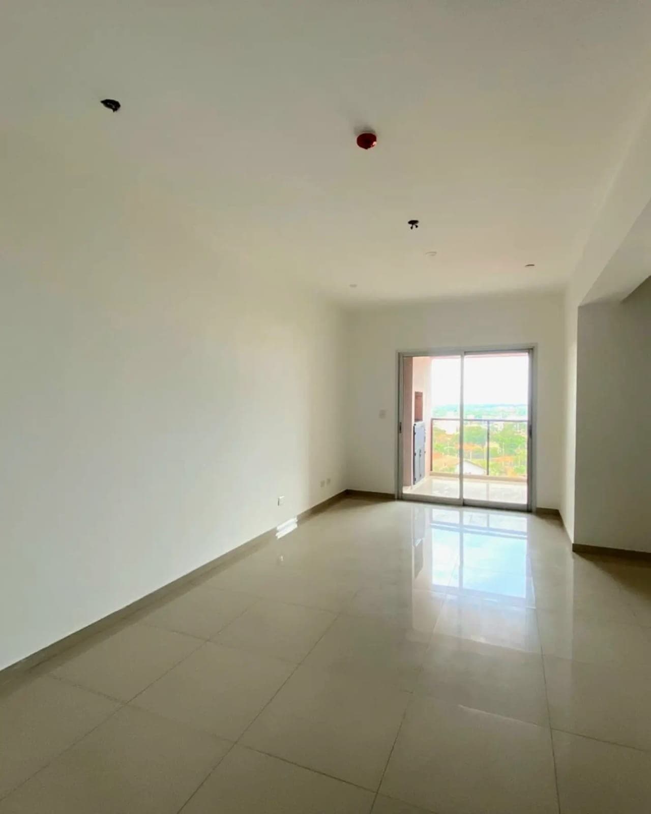 Departamento en Venta sobre Avda. Santa Teresa: 2 Dormitorios, Área de Servicio. – 2