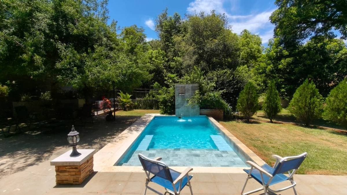 Exclusiva Residencia en Venta en San Lorenzo: Lujo y Confort en Cada Detalle – 3