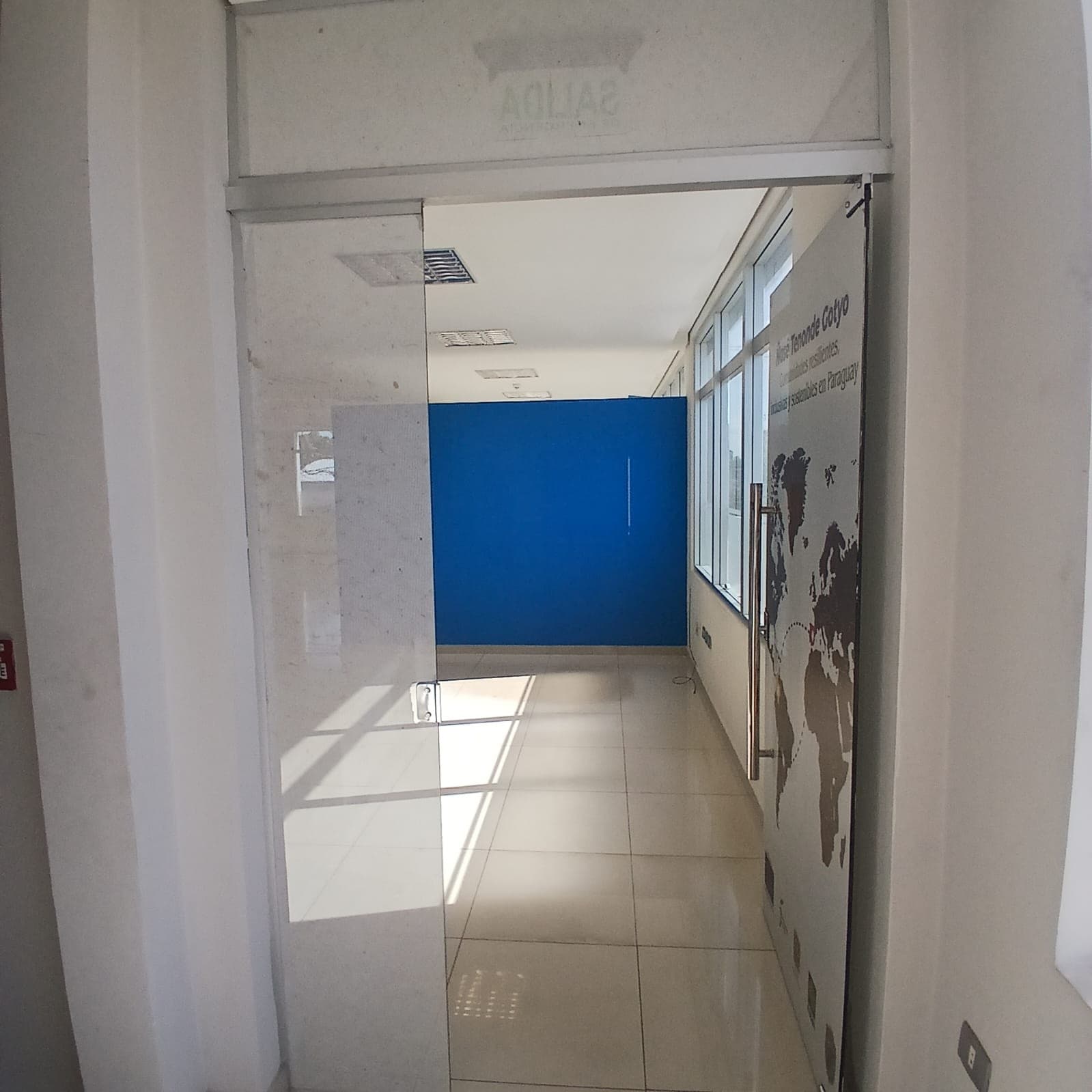 Oficina en Alquiler – 3