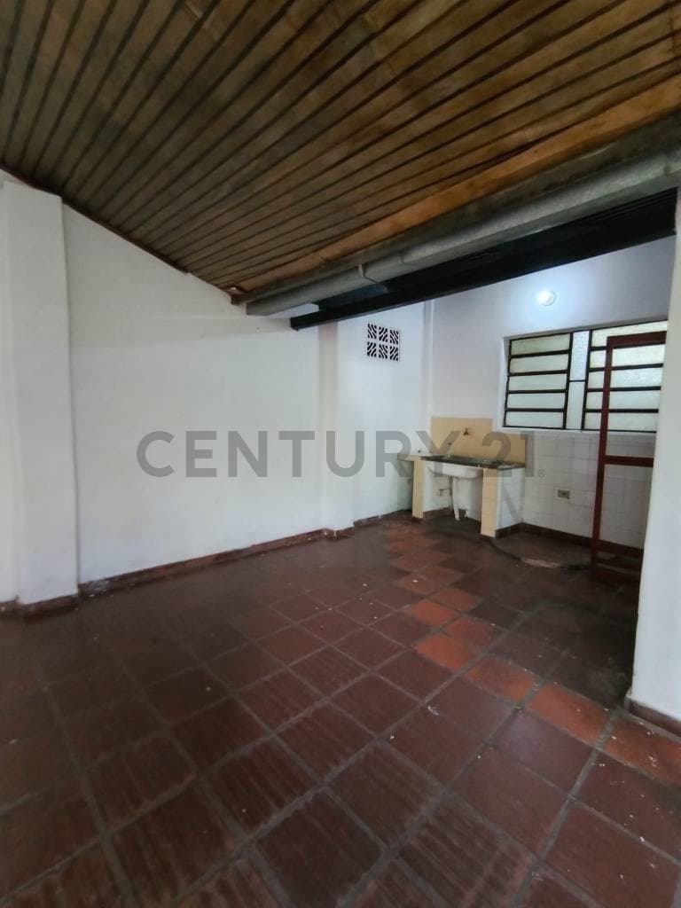 Amplia Casa en Venta en Puerto Pabla, Lambaré – 3