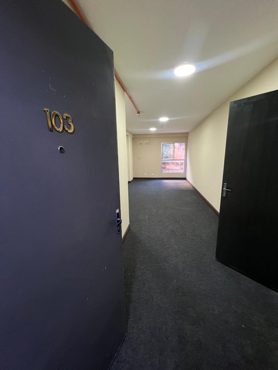 Oficinas en el centro de Asunción en el Edificio Arasa 2 – 2
