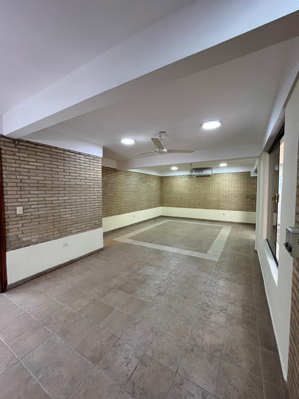 ALQUILO CASA EN CONDOMINIO-BARRIO MCAL. ESTIGARRIBIA – 2