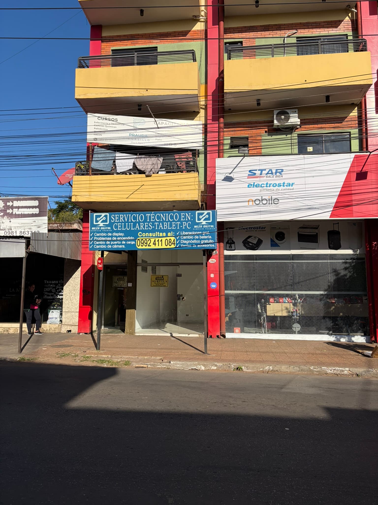 Salon Comercial en San Lorenzo 10 de Agosto