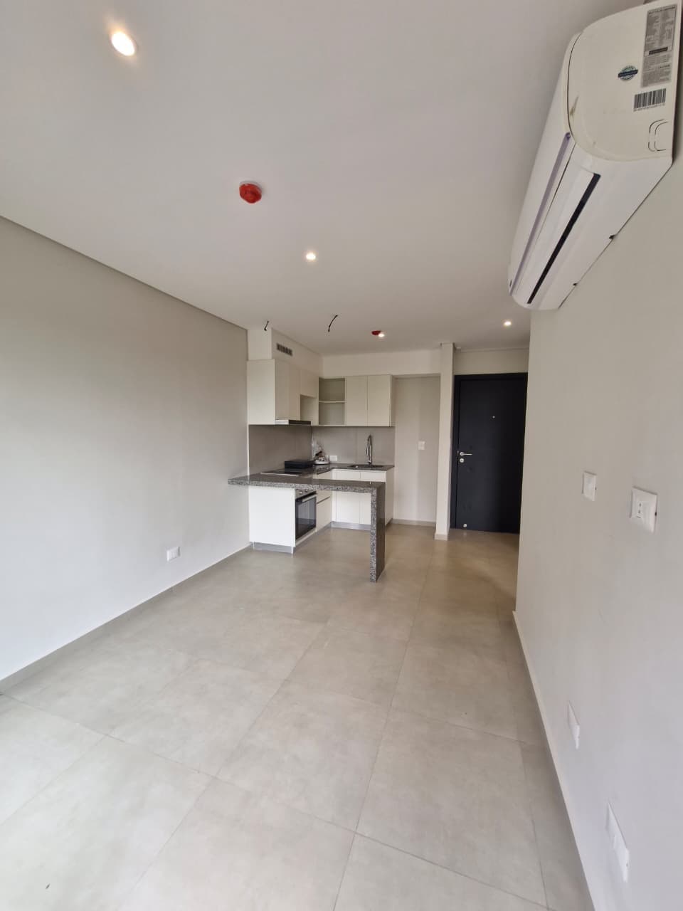 ALQUILO HERMOSO DEPARTAMENTO A ESTRENAR EN URBAN CUMBRES – 2