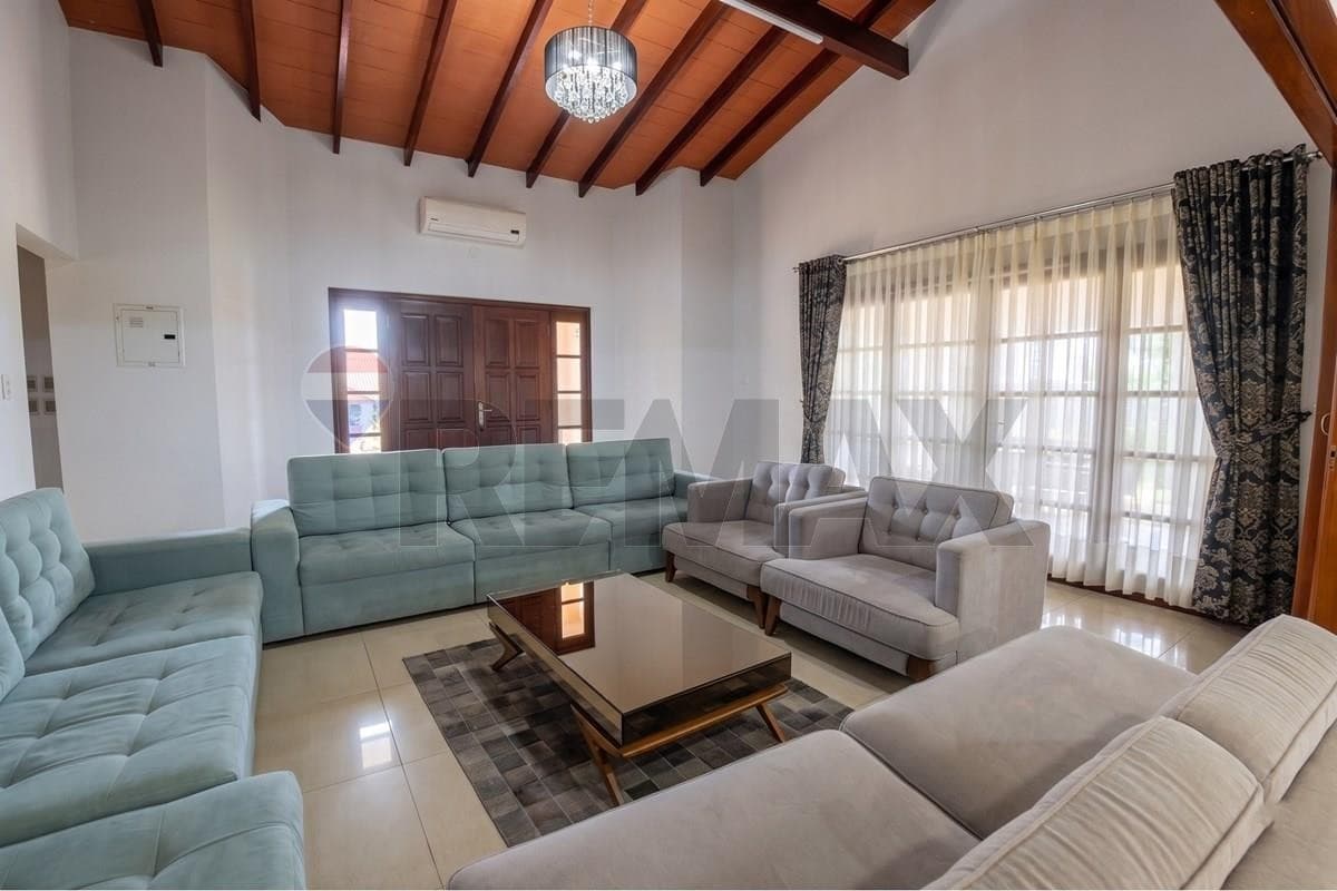 Exclusiva Residencia en Paraná Country Club – 3