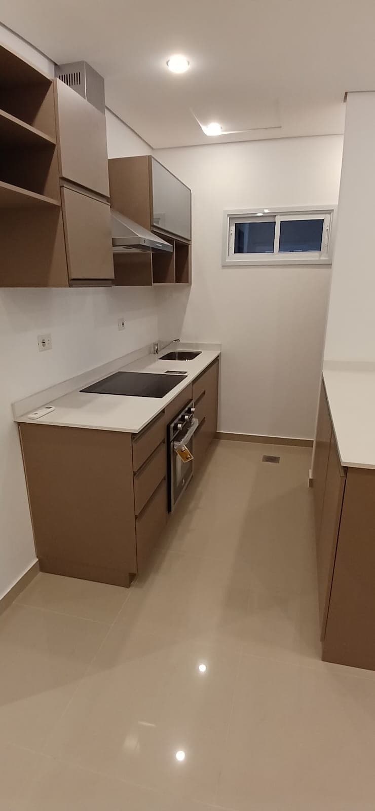 Exclusivo Departamento de 2 Habitaciones con Cochera a Estrenar en el Corazón de Las Mercedes, sobre General Máximo Santos. – 3