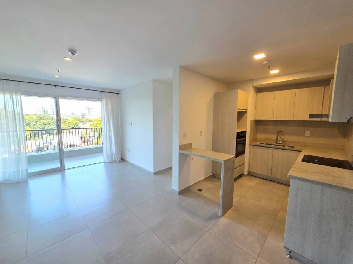 EN ALQUILER: Exclusivo Departamento de 2 Dormitorios en el Prestigioso Edificio Urban Carmelitas - ¡Vive la Experiencia Urbana!
