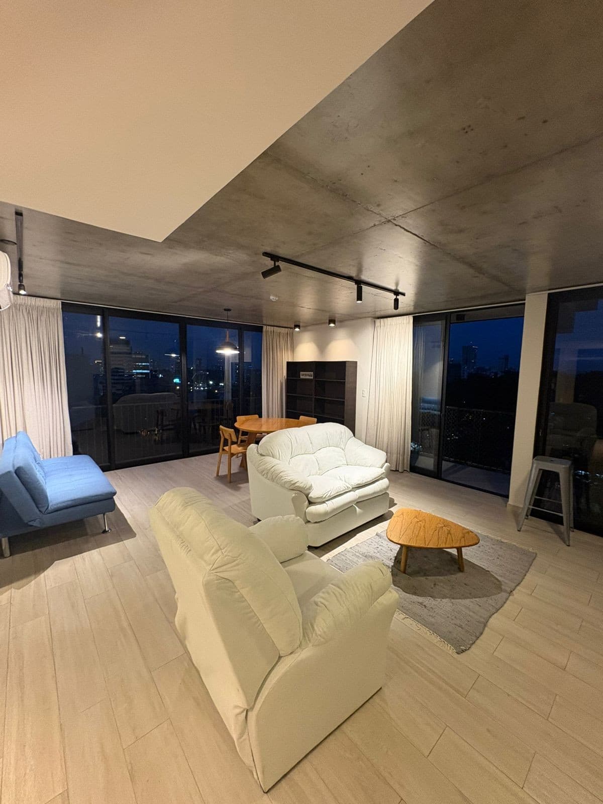 Departamento Semi Amoblado en Alquiler. ZONA VILLA MORRA – 2