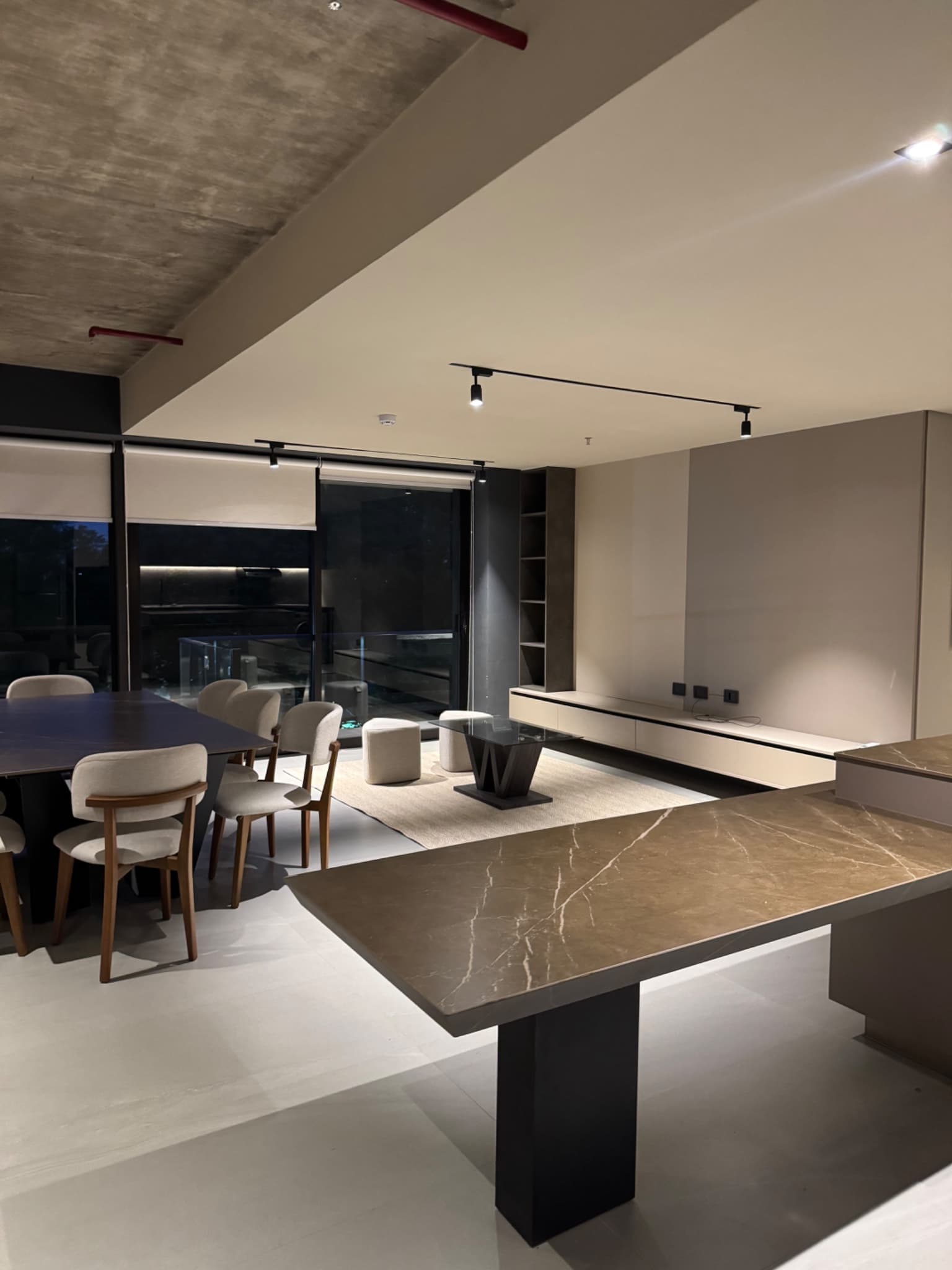 Exclusivo Departamento Amoblado en Alquiler en el Prestigioso Barrio Herrera – 2