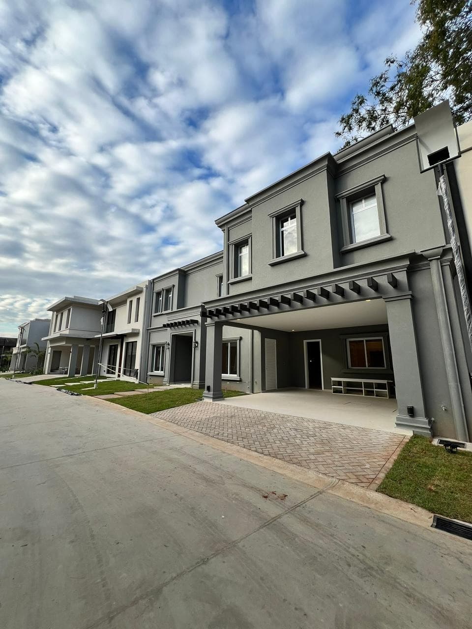 Residencia a estrenar en alquiler | Villa Aurelia