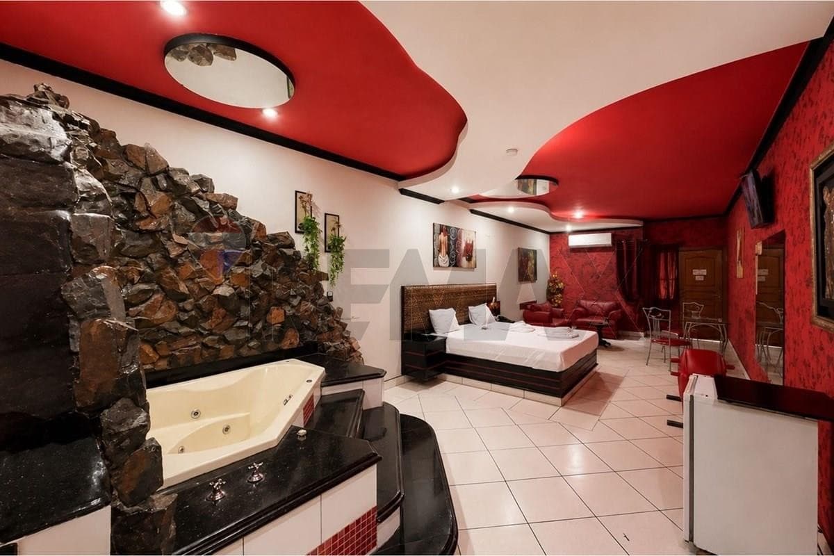 EN VENTA MOTEL EN FUNCIONAMIENTO EN SAN LORENZO. (C.L.) – 3