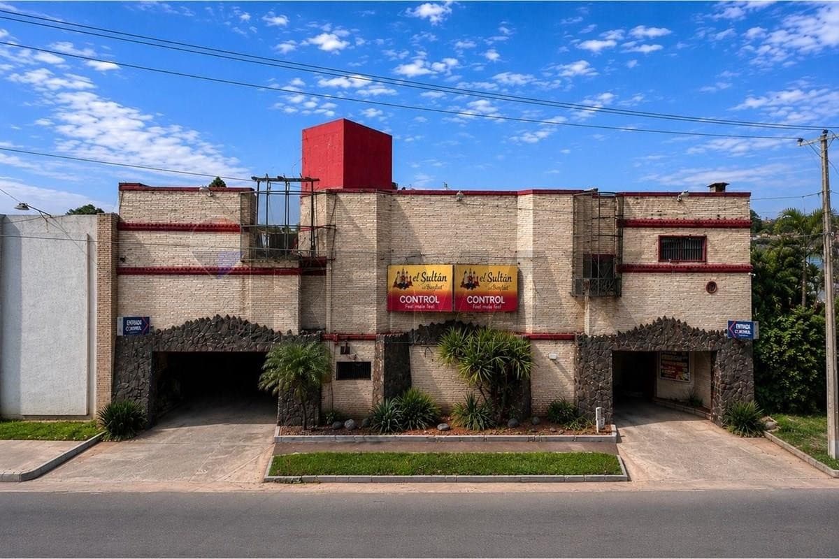 EN VENTA MOTEL EN FUNCIONAMIENTO EN SAN LORENZO. (C.L.)