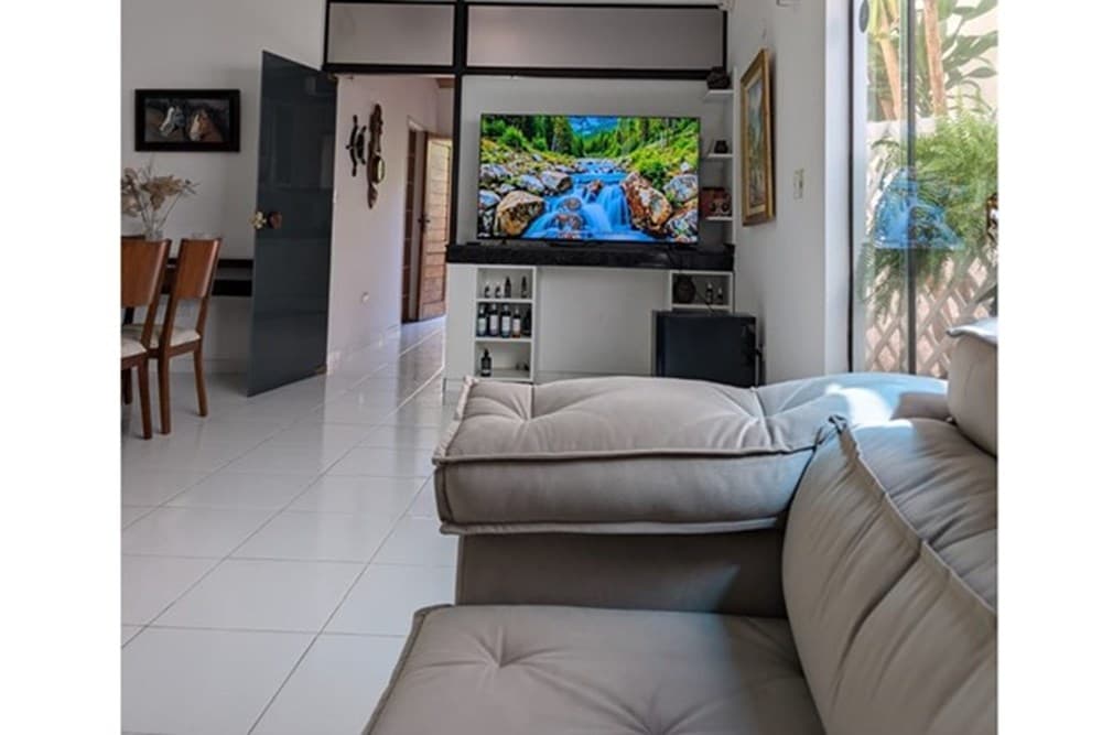 Casa-Alquiler-paraiso y tajy Laguna Grande, San Miguel, San Lorenzo, Central – 2