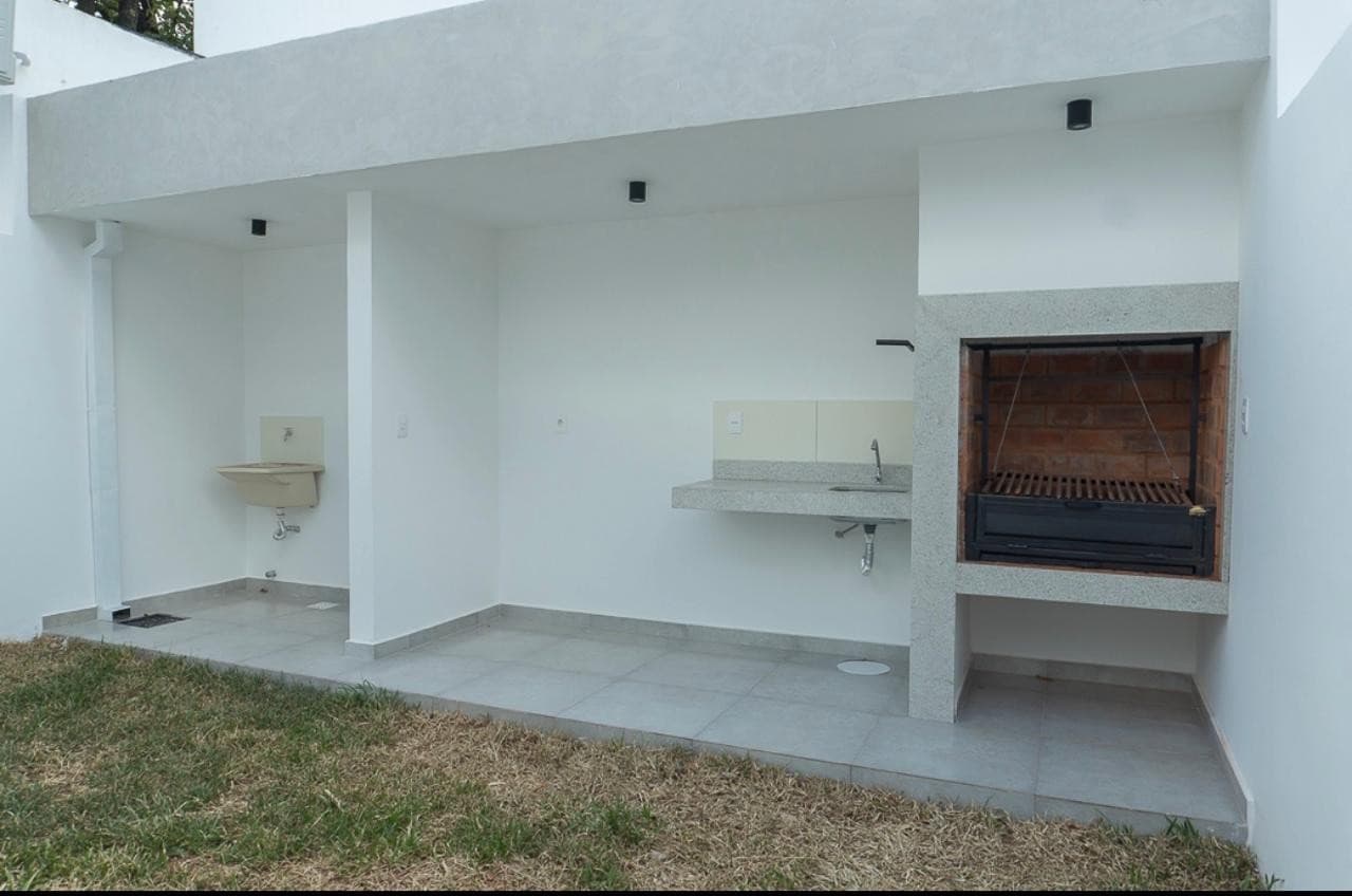 Casa a estrenar en alquiler en Luque – Barrio La Amistad – 3