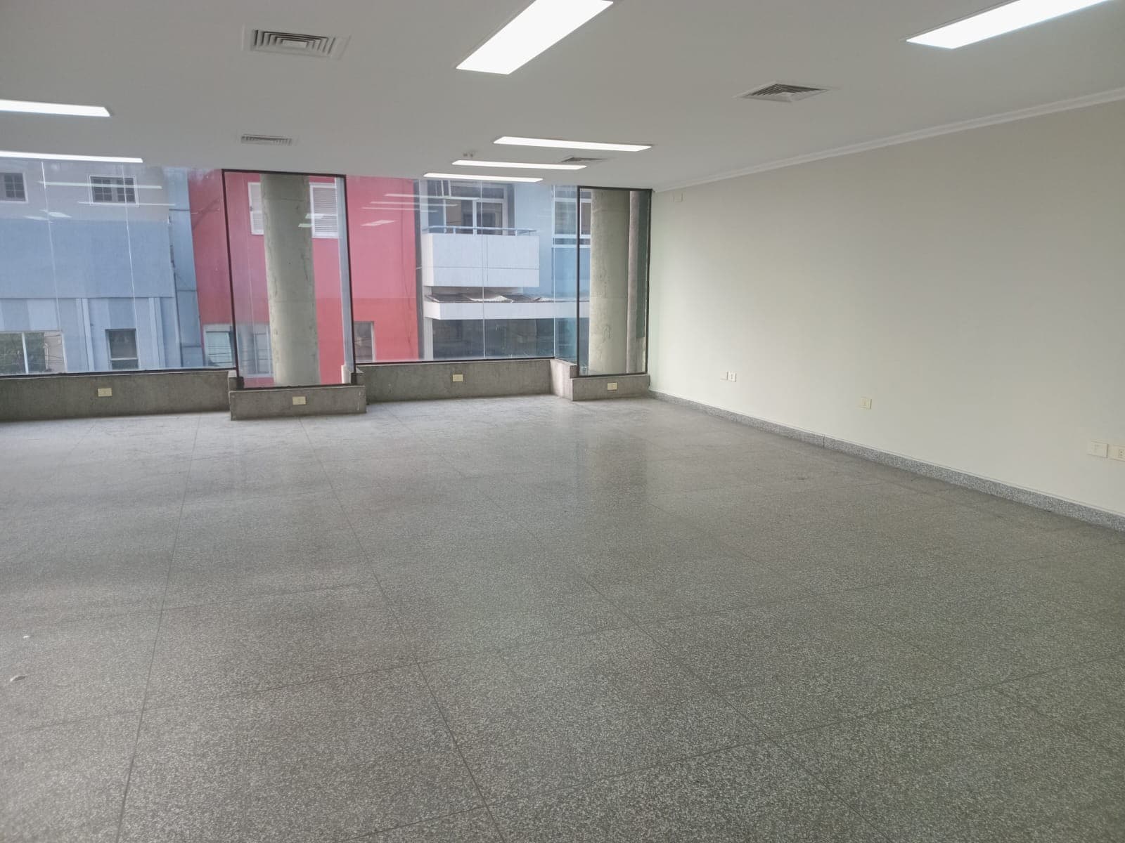 Oficina Corporativa – Centro de Asunción – 2